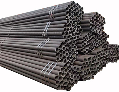 ASTM 106 GrBつや出しの継ぎ目が無い鋼管89mmの塗る表面