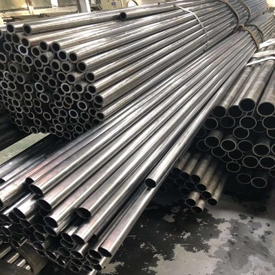 1.6-40mmの合金の継ぎ目が無い鋼管ASTM A335 P9は冷間圧延した