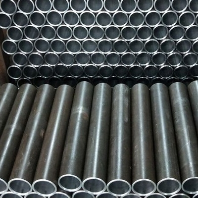 引かれたColleは炭素鋼および管冷たいA106 Gr.Bの継ぎ目が無い管を転がした